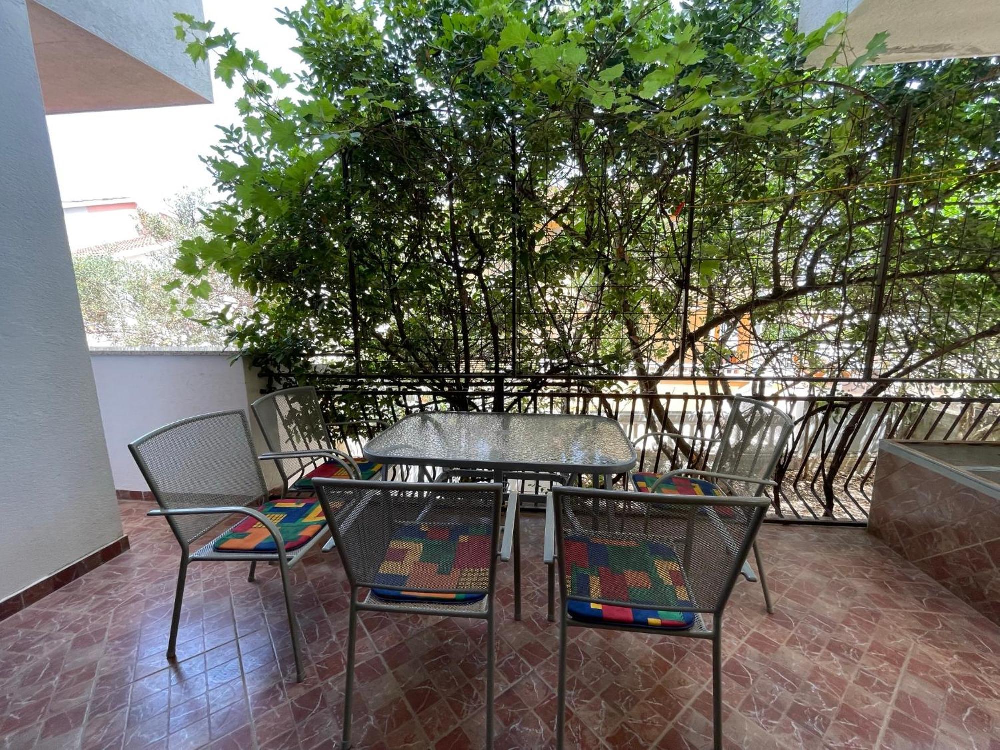 Apartment Jakasa Trogir Exterior foto